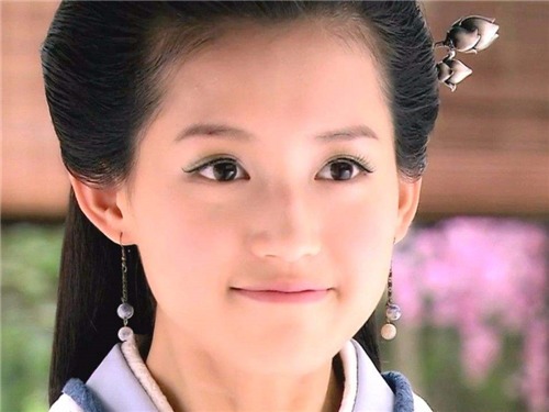 发现|11岁被迫嫁给舅舅,40岁去世,死后净身时却发现与她儿子有关