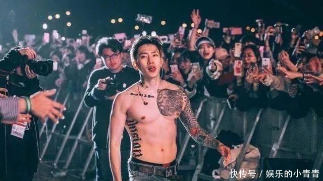 值得|《中国新说唱》狂砸1000倍报酬却请了个寂寞,值得吗