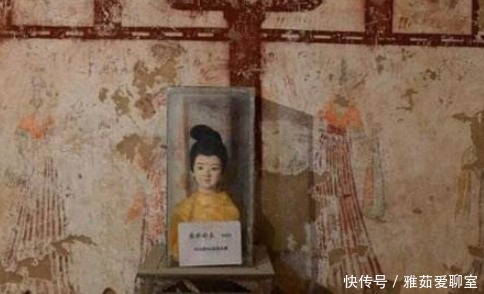 李世民|李渊外孙女陵墓挖掘现场,出土大量的鞋子模型,证实其特殊爱好!
