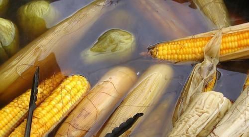 开水|煮玉米,应该凉水下锅还是开水下锅教你正确煮法,个个香甜好吃