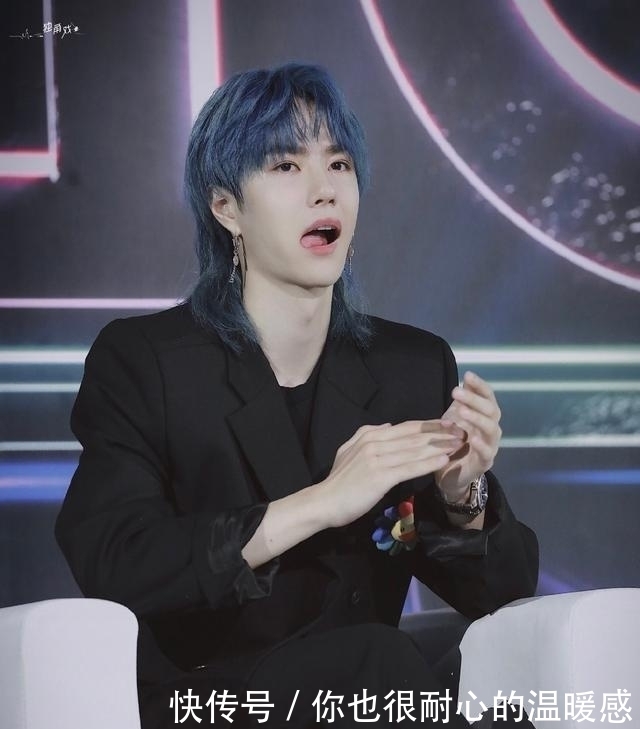 冲浪|王一博即将推出一个新的综艺节目,解开冲浪在海上的新位置