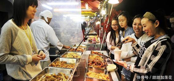 卤煮火烧|外出旅游时,这3种小吃不要买,不卫生还很难吃,很多人还在买