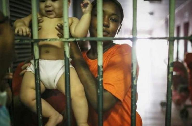 女罪犯|女死刑犯执行死刑前怀孕，孩子怎么办？方式太扎心了！