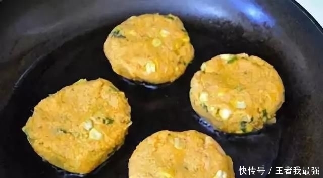  煎饼果子|这才是煎饼果子最好吃的做法,煎饼香,果子酥,比外面卖的还好吃