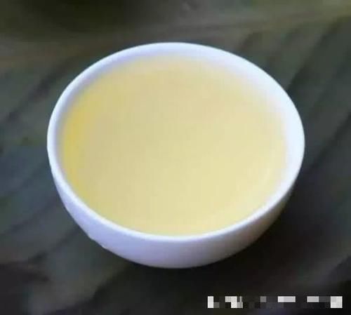 需加|蒸馒头别再放酵母了,只需加一瓶“它”比酵母好吃百倍,又香又软!