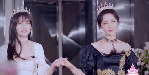  造型|《创造营2020》晚会造型曝光，陈卓璇挑战洛丽塔，希林娜依高女王范十足