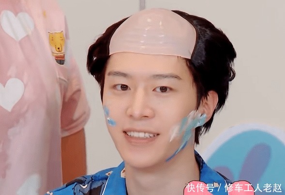 戴上去之后|同样是戴秃头假发,贾玲杨迪没眼看,看到郑爽,原谅我被颜值圈粉了