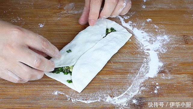 过瘾|早餐这样吃太过瘾了,不烫面不发面,柔软又多层,比饺子还好吃