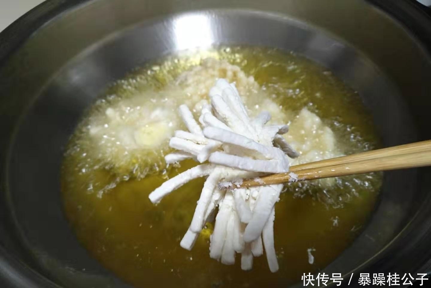 吉祥|年夜菜，教你花5块钱做一道吉祥菜，喷香解馋，比大鱼大肉还抢手