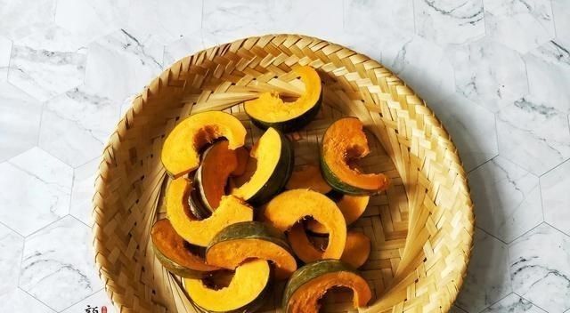 抢光|夏天最该吃的菜是它,才10块钱一个,这么做上桌就被抢光,超好吃