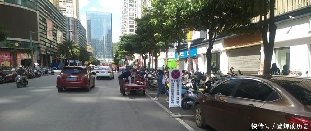 6辆小车|新规首日，文山上条街多辆车被处罚！