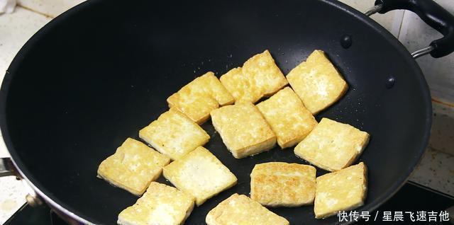 别光|豆腐别光炒着吃,教你家常好吃做法,我家一直这样做