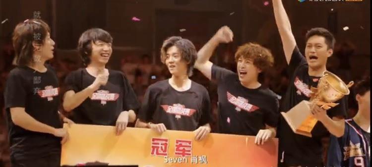 火线|《穿越火线》麒麟回归钢镚战队,肖枫决赛前发高烧,夺冠路艰难