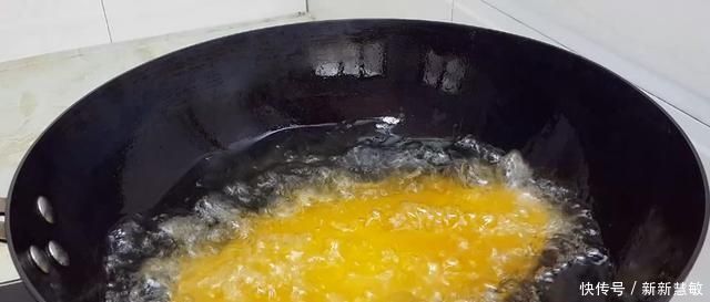 烫面|以后面粉就这样做,不发面不烫面,比鸡蛋饼好吃,个个香脆鼓大泡