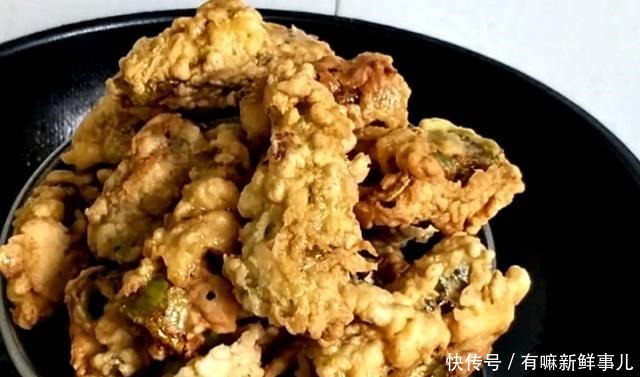 家人|辣椒最好吃的做法,拌一拌,炸一炸,出锅焦香酥脆,家人的最爱