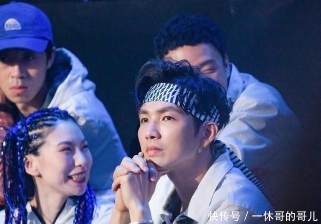  王一博|街舞3：王一博张艺兴王嘉尔舞台酷炫，钟汉良哭着淘汰队员