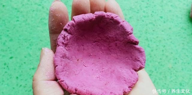 一学|紫薯这样做,色泽鲜美口感甜糯,一学就会一尝就赞