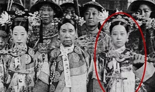 旧照|晚清第一美人有多美?百年前的旧照都难掩丽质,慈禧却误了她一生