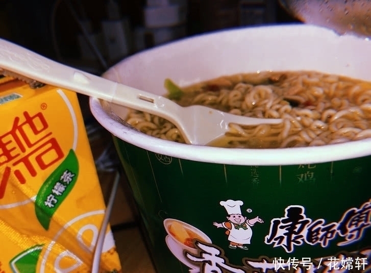 泡面|宁可不吃康师傅,也不能错过的几款泡面,网友“怒赞”必须拔草