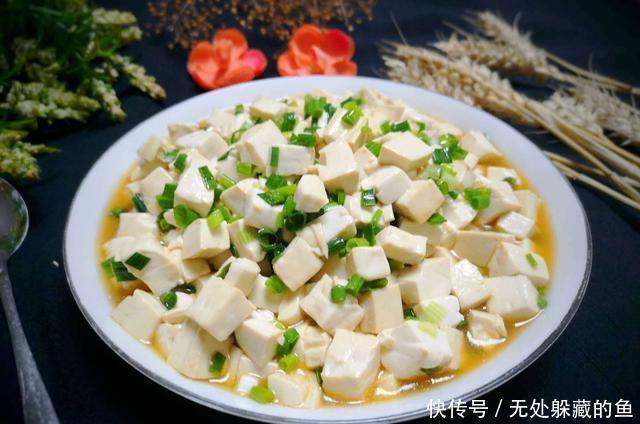 小葱拌豆腐|这是农村最接地气的一道菜,也是父亲一生最爱的下酒菜,如今少见