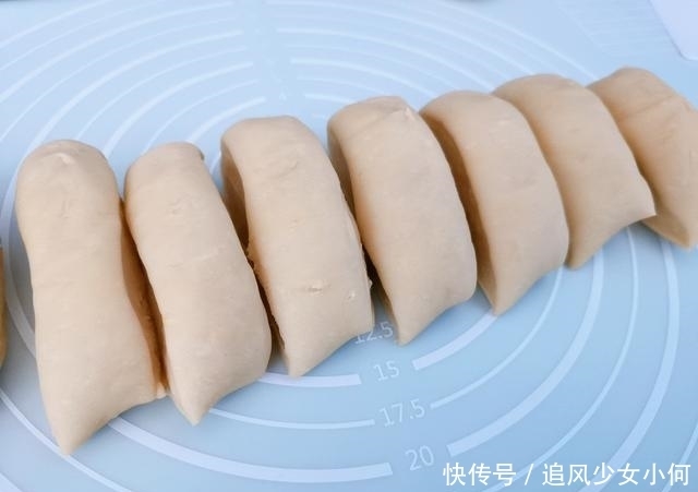 不用|只需面粉和鸡蛋，在家也能做面包，不用蒸不用烤，比蛋糕还好吃