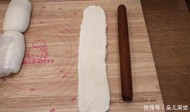 吐司|做两个超柔软的吐司,低糖少油,手撕切片都特棒,方子值得收藏