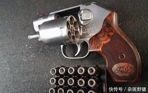 枪械|独特枪械:第3款手枪“最变态” 一枪能震废手腕,有10根枪管