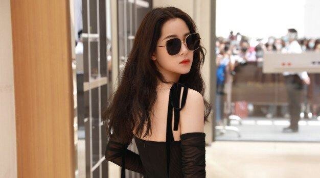 发福|欧阳娜娜生图曝光,身材发福、严重走样、不靠p图简直“不忍直视”