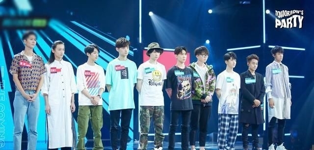 演唱会|明日家族即将“四世同堂”,荷兹又要和毛不易同台了,网友:懵了