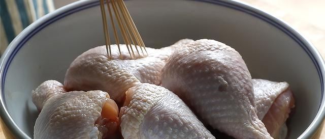  喜欢|最近超火的懒人鸡腿，电饭煲里一扔，出锅太香了，8个瞬间就扫光