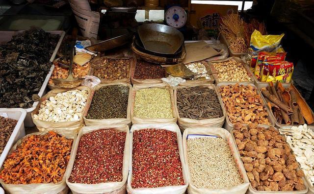  减法|香料应用切记不可一味做加法，减法也重要，就像这卤水的不宣之秘