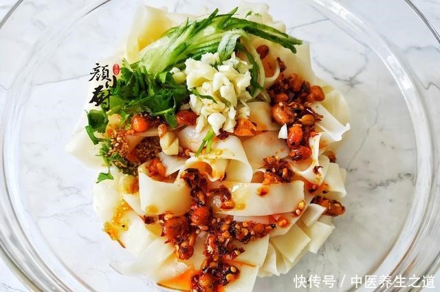 后悔|吃了40年凉皮才知道，这才是凉皮的正确吃法，后悔知道晚了