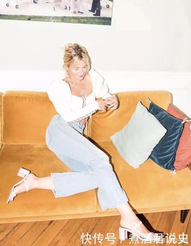  吊带衫|这5件夏日必备上衣，太好穿了！