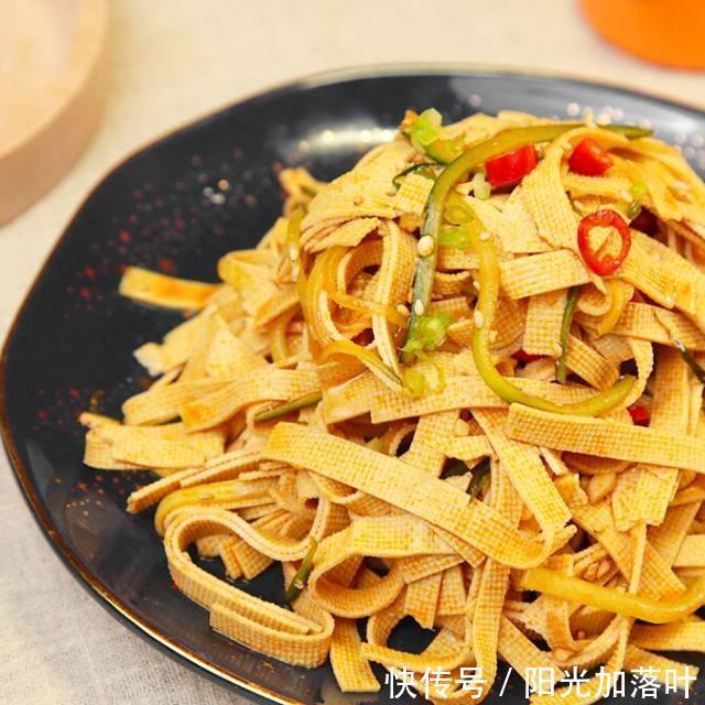 凉拌|凉拌千张,夏天下酒小菜,清新爽口又降温