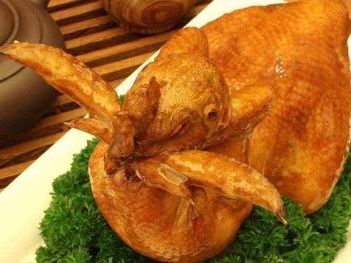 关火|店员睡过头忘记关火,最后把锅烧干,竟意外做出一道经典美食