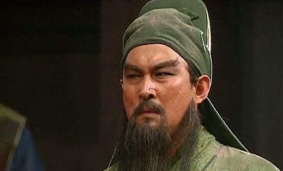  哪位|曹操被张绣打的狼狈不堪，哪位大将把张绣打的抱头鼠窜