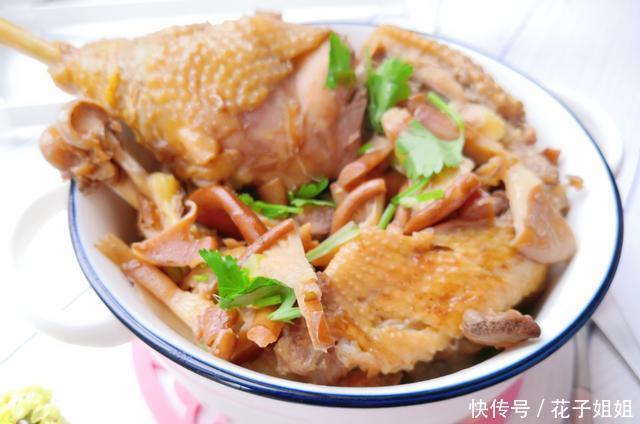  乌脚鸡|中伏，天热湿气重，这两搭配好下饭，鲜香不腥味道赞，做法也不难