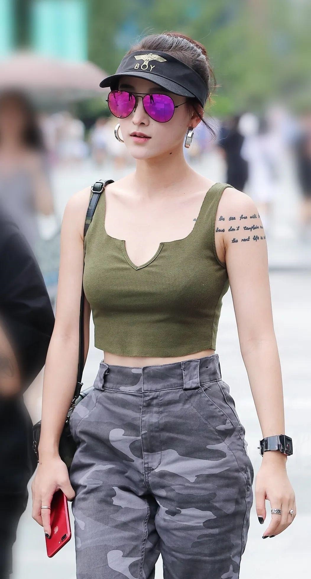  小姐姐|可咸可甜的小姐姐，简直就是男女通杀了吧