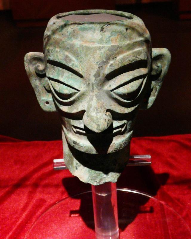 出土|三星堆的古人们究竟见过些什么？才会创作出如此奇特的青铜文物