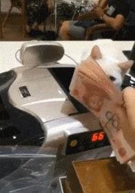 恋人|搞笑GIF：这应该是我上辈子的恋人！