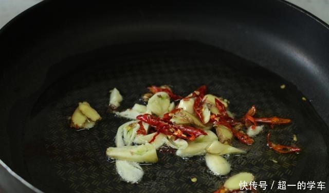 鱿鱼干|这菜一年四季都可以吃,开胃促食欲,每次做米饭都要多蒸两碗