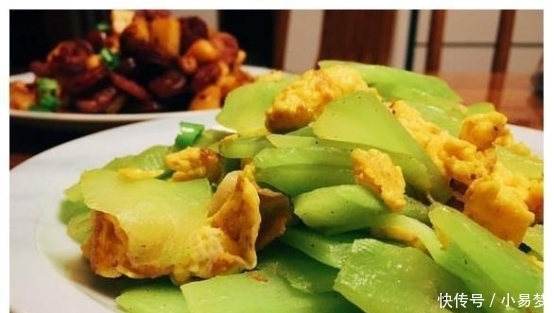  媳妇|周末媳妇给做的几道家常菜，鲜香入味，美味简单上档次，百吃不腻