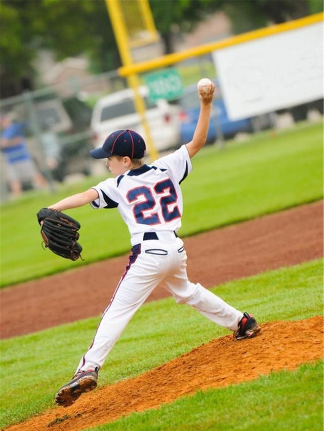 跨越|当棒球少女遇上德鲁克1跨越时间与空间的相逢，创造出一个奇迹