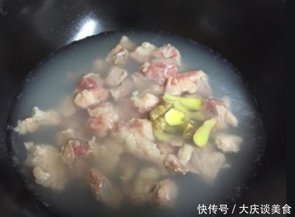  炖牛肉|炖牛肉时，只需加入这3样，快速软烂不塞牙，早知道早受益！