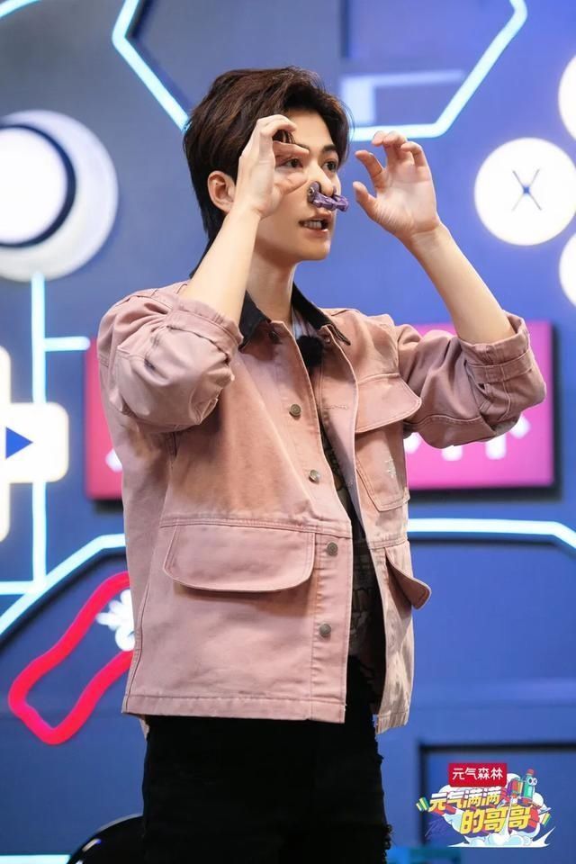 嘉宾|第一次见一档综艺40分钟无嘉宾镜头,《元气满满的哥哥》真的绝了