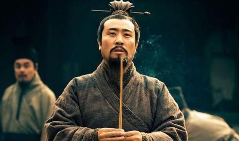 张辽|关羽为何非要离开曹操,真的因为刘备吗?只有张辽心中一清二楚