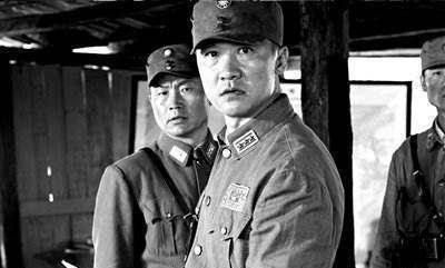 野人|杜聿明兵败野人山,士兵饿得连战马都杀了,最惨的还是女兵