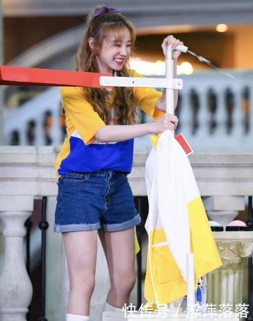 发型|宋雨琦为上跑男拼了?做发型撅嘴扮少女,这和雨琦弟弟确定是一个人?