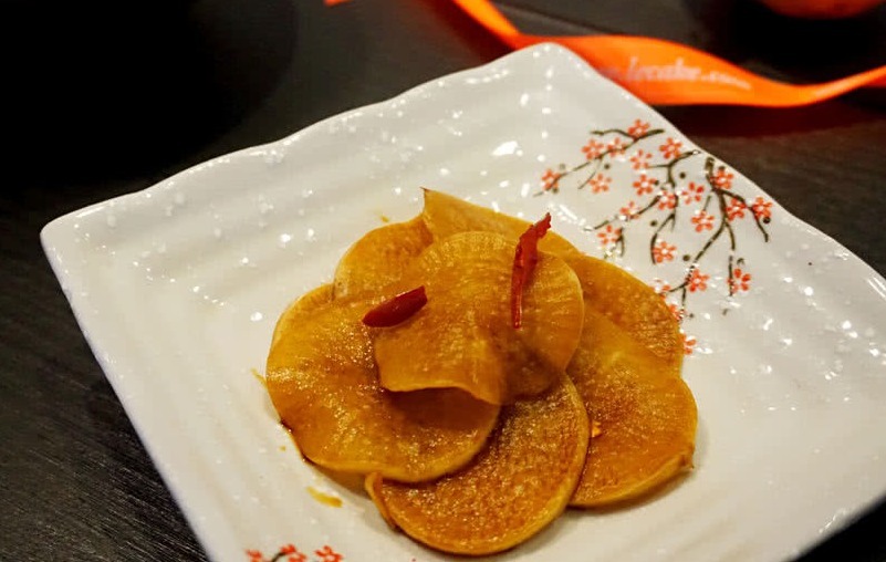 口感|腌萝卜,习惯加盐腌制就错了!少了关键一步,萝卜不脆爽不入味!