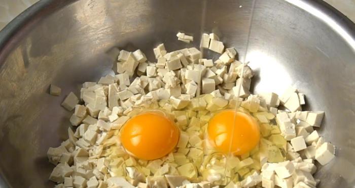 鸡蛋|秋天常吃这馅的饼子,不用发面也柔软,薄皮大馅,比肉饼还要好吃